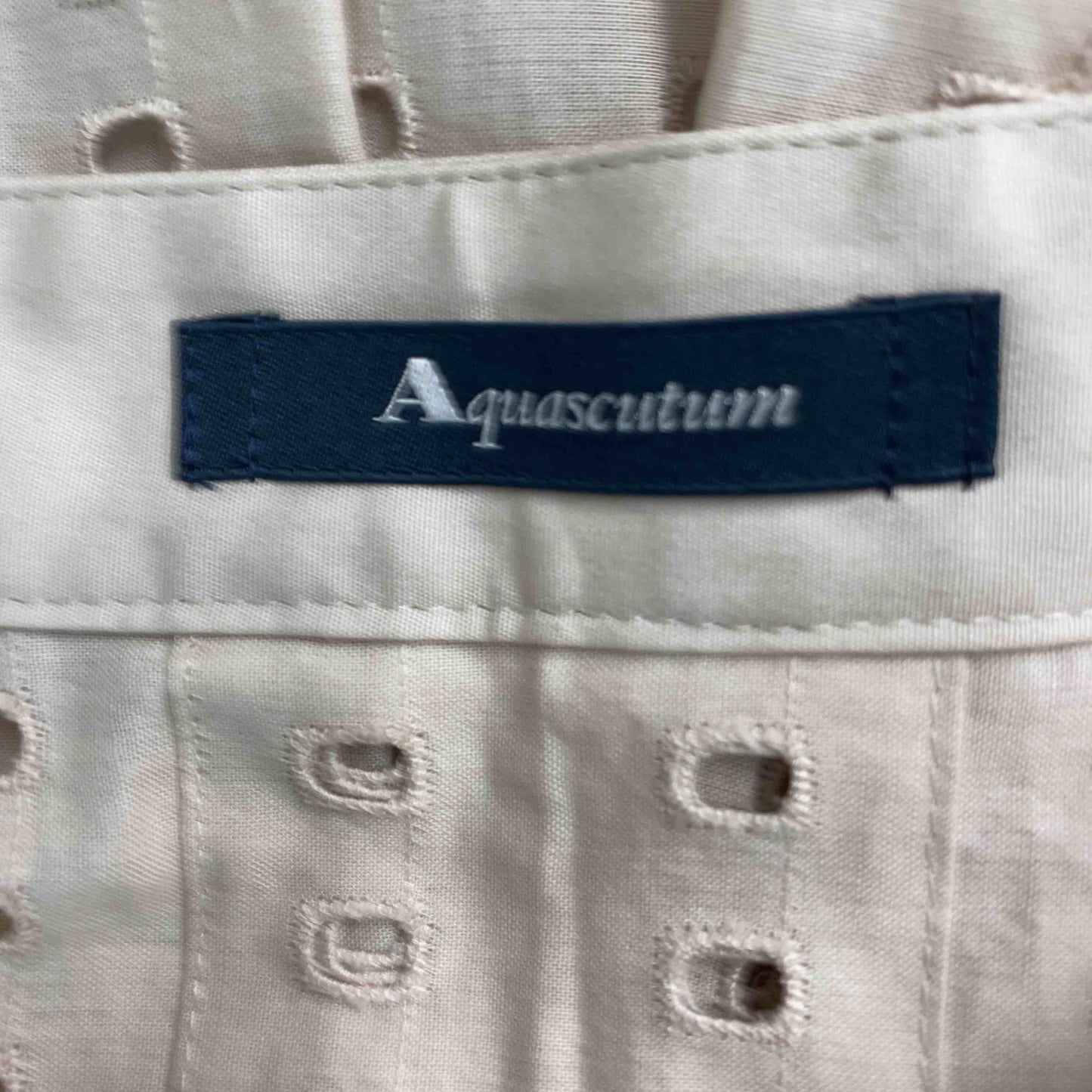 Aquascutum カットレース　ベージュ　綿100％半袖ブラウス